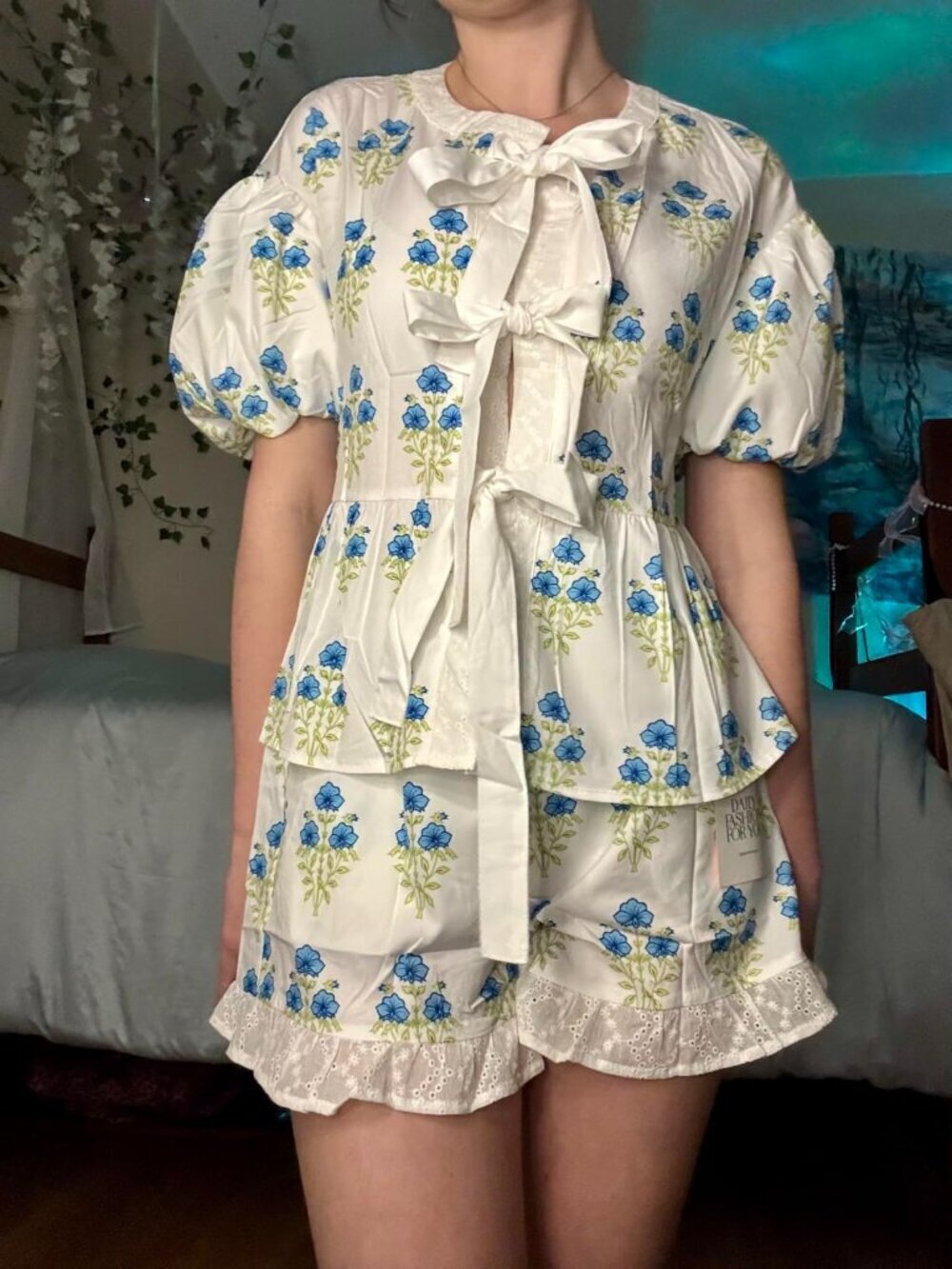🌸 NWT Blue Floral Tie Front Top & Shorts Set XL Cottagecore Summer Outfit